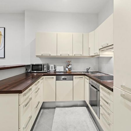Chic 1Br Apartment - Directly Near Schoenbrunn Viena Exterior foto